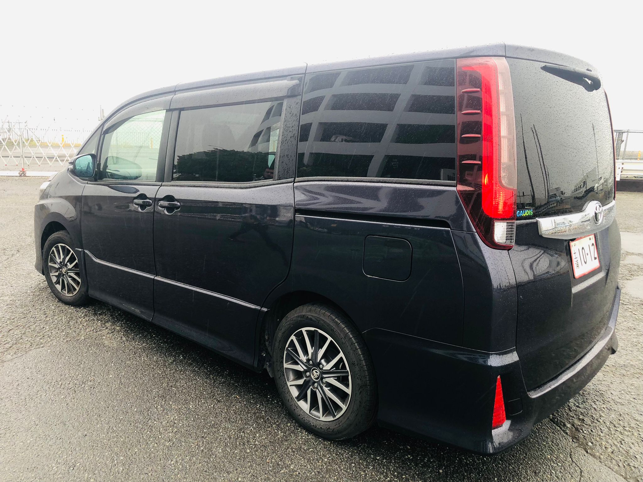2016 TOYOTA NOAH SI